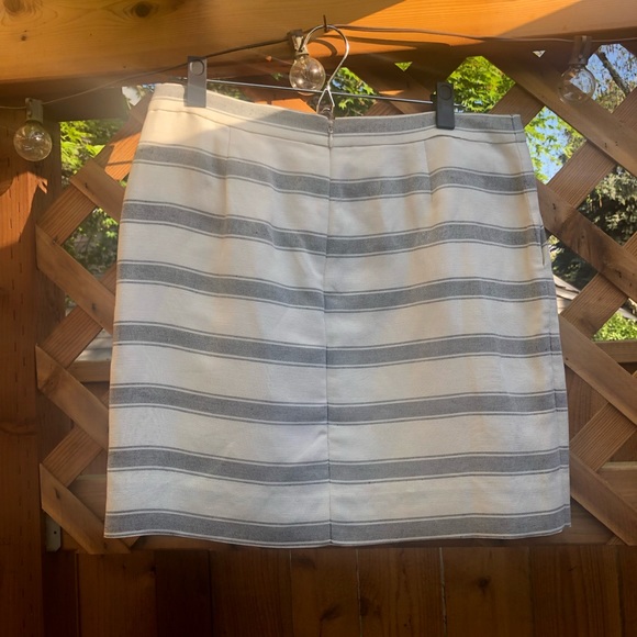 J Crew Skirt and Navy blue Top - Picture 2 of 3